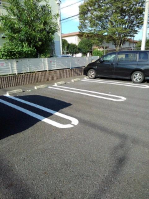 14/20 駐車場