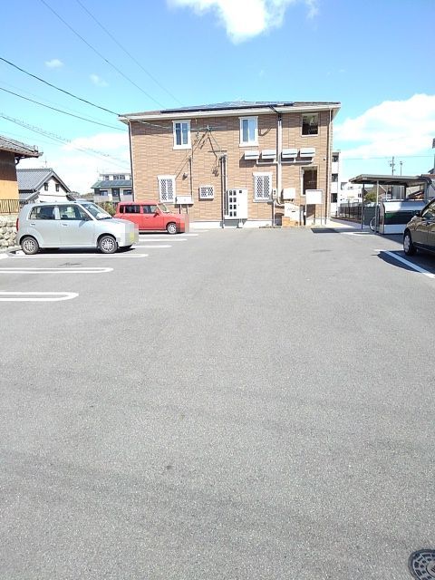 14/22 駐車場