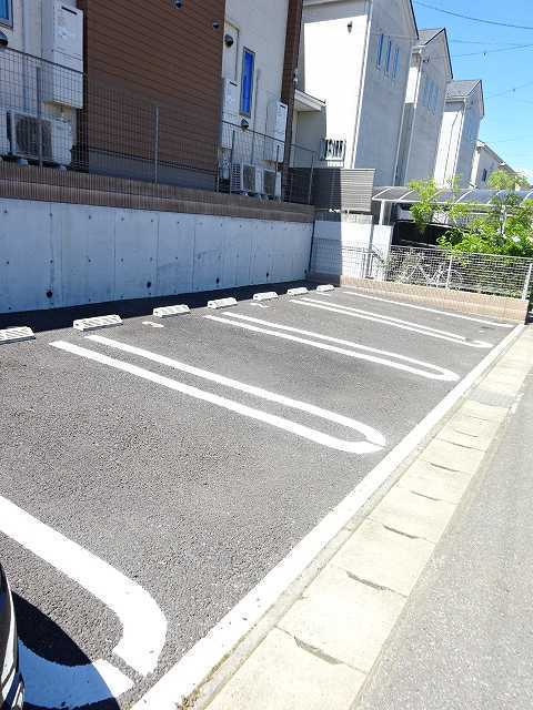 14/24 駐車場