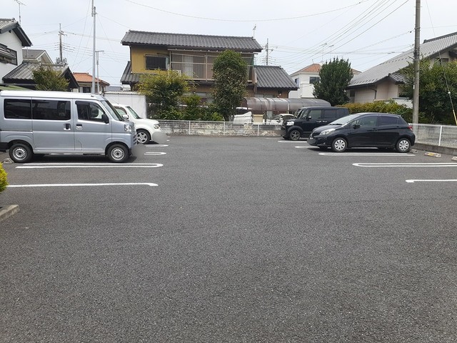 2/10 駐車場