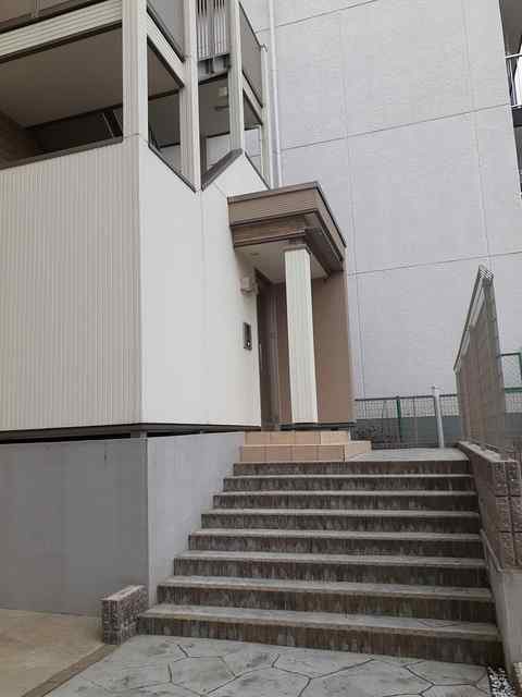 2/6 エントランス