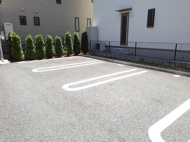 14/22 駐車場