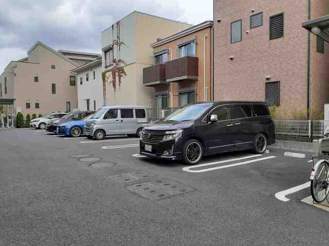 24/30 駐車場