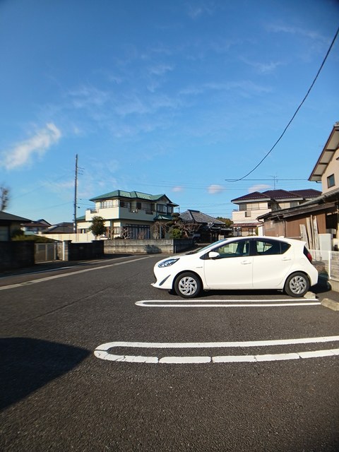 14/18 駐車場
