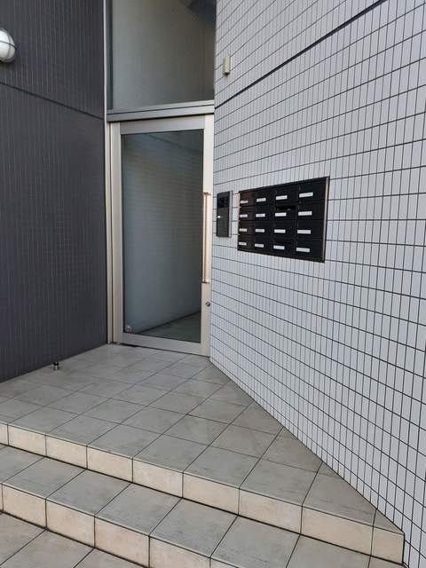 13/20 エントランス