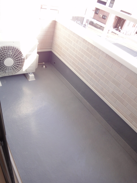 13/20 バルコニー