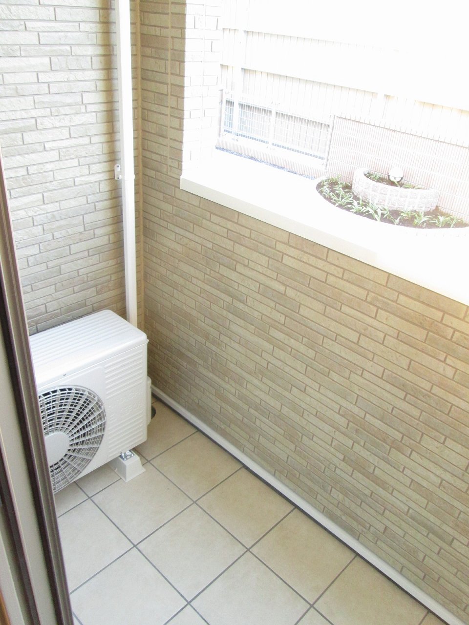 13/19 バルコニー