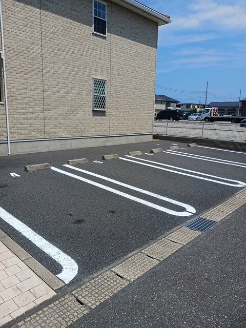 14/20 駐車場