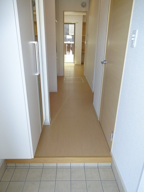 5/20 玄関