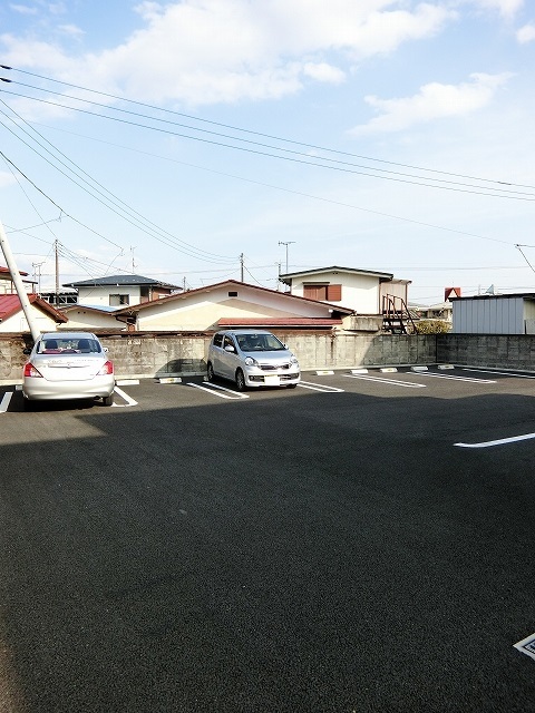 14/20 駐車場