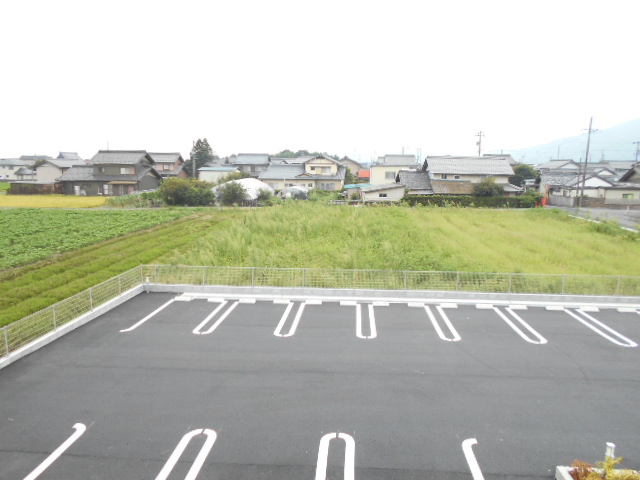 14/20 駐車場