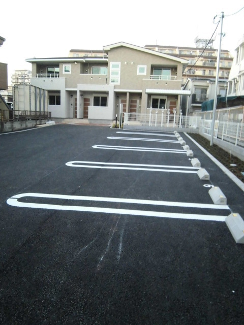 2/10 駐車場