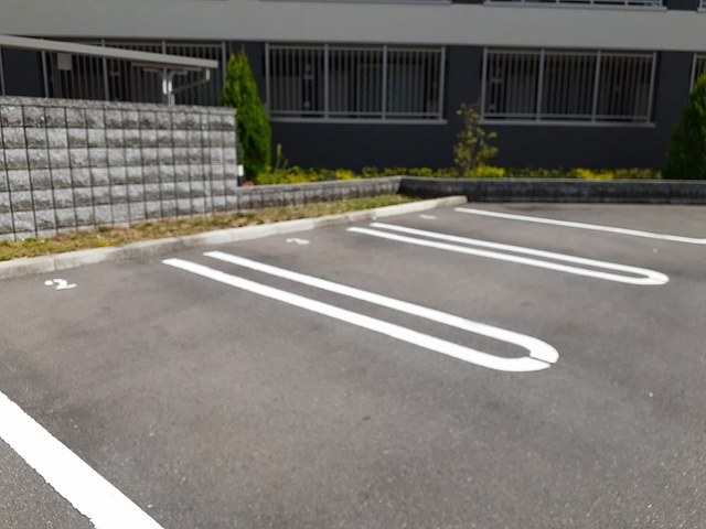 14/20 駐車場