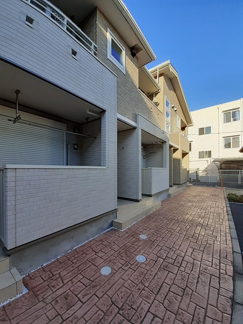 14/22 エントランス