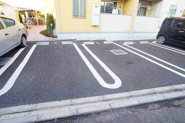 14/22 駐車場