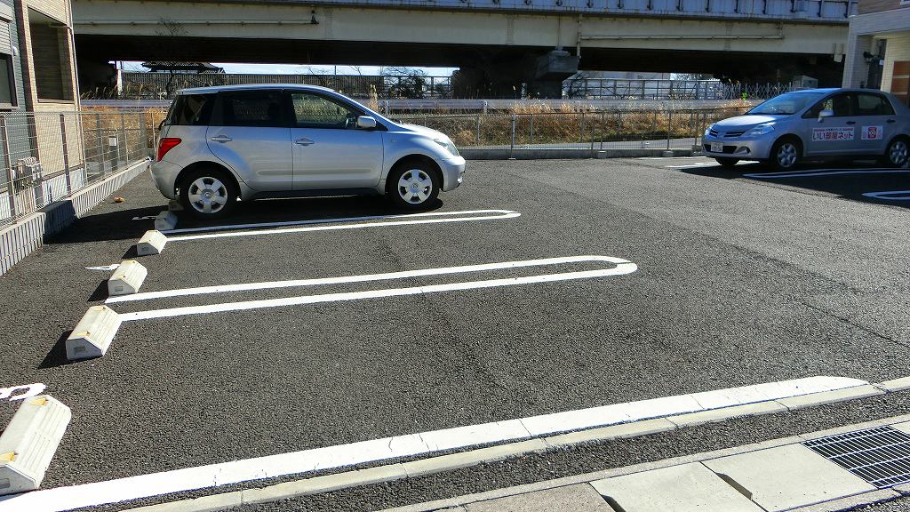 14/20 駐車場