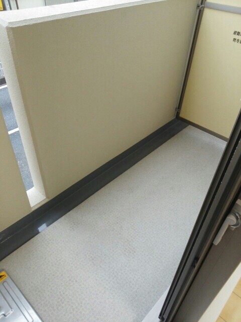 13/21 バルコニー