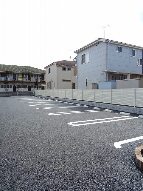 2/8 駐車場