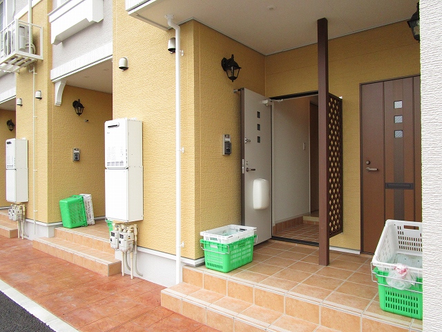 13/20 エントランス