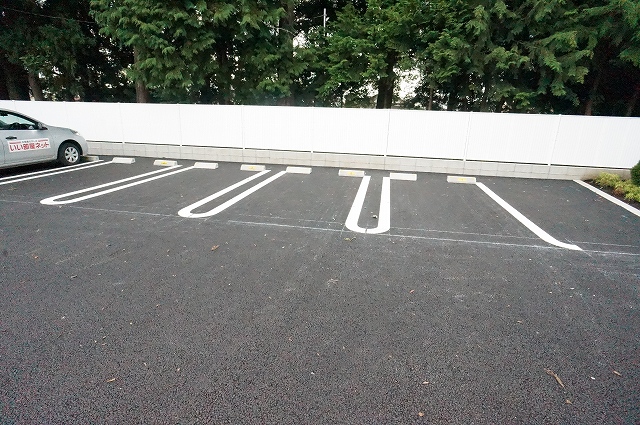 2/8 駐車場