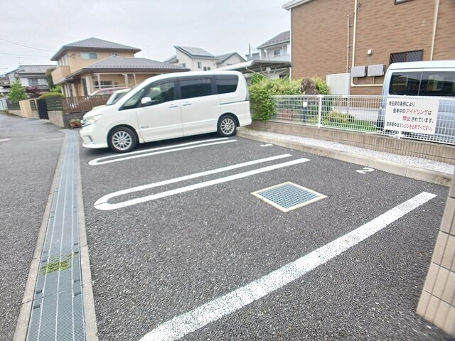 14/20 駐車場