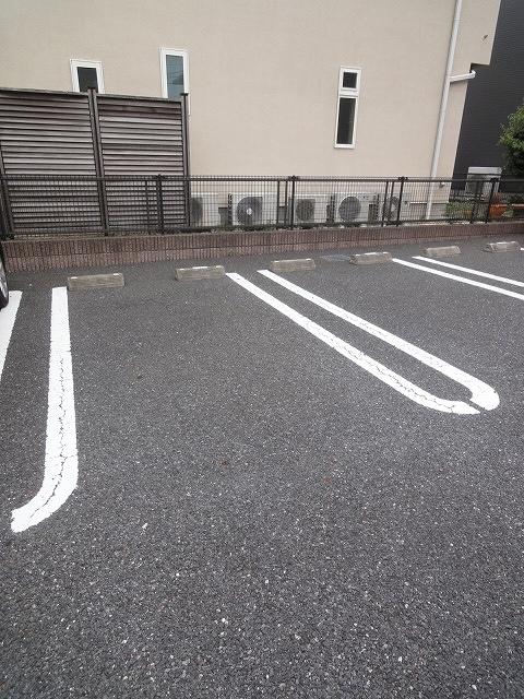 2/10 駐車場