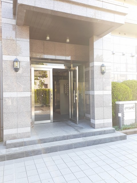 16/24 エントランス