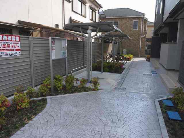 14/20 エントランス