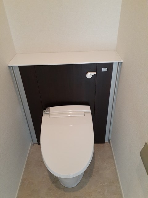 16/30 トイレ