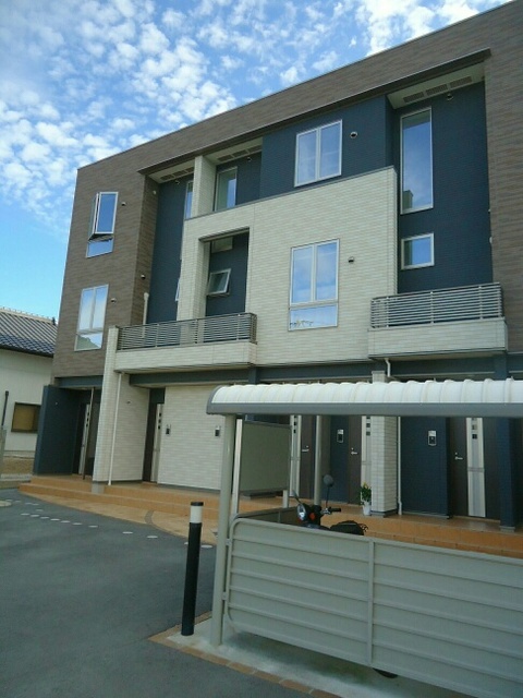 14/20 エントランス