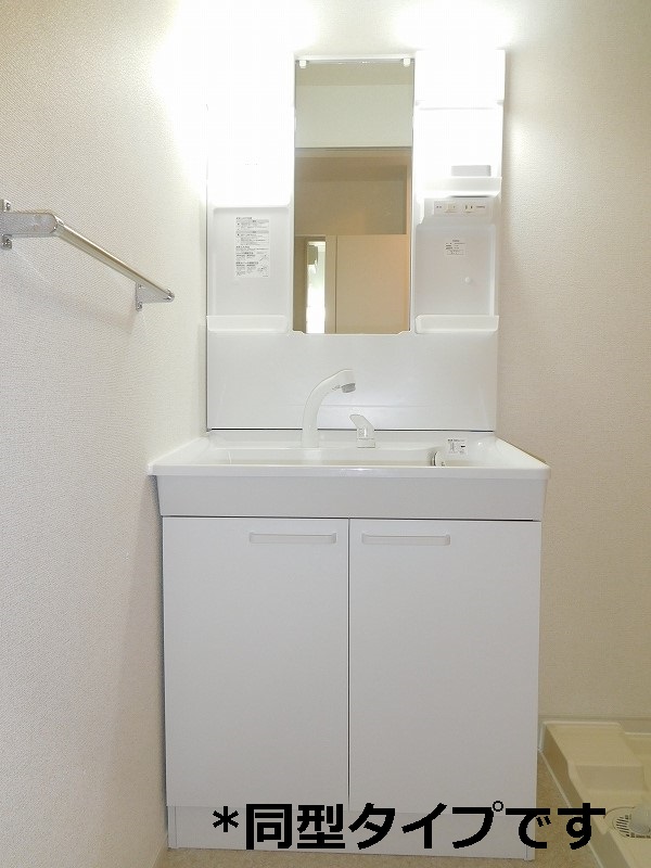 16/30 洗面
