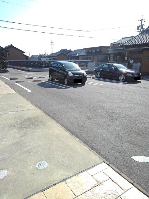 14/20 駐車場