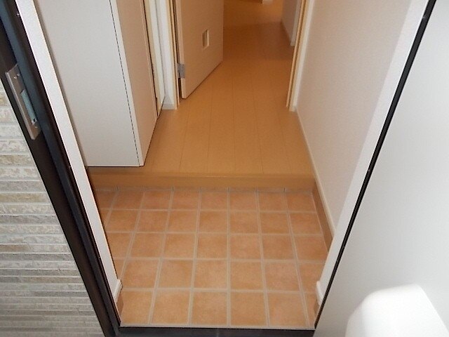 5/23 玄関