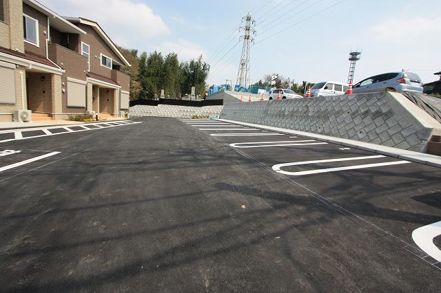 14/20 駐車場