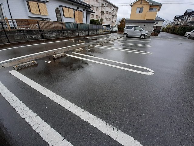 14/20 駐車場