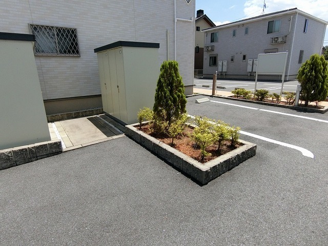 13/20 エントランス