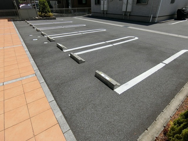 14/20 駐車場