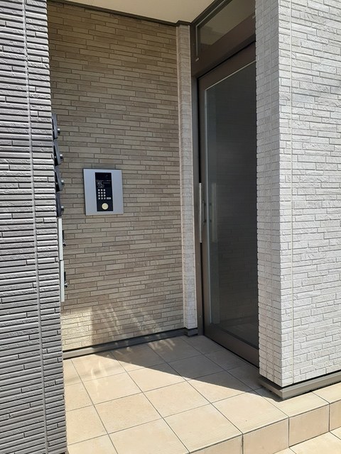 13/20 エントランス