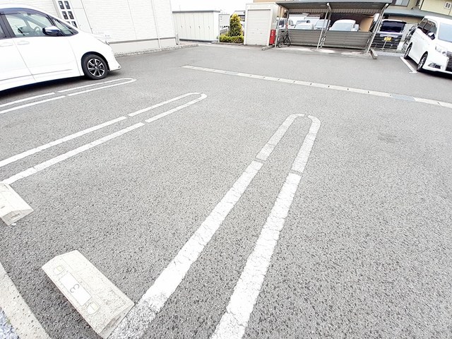2/8 駐車場