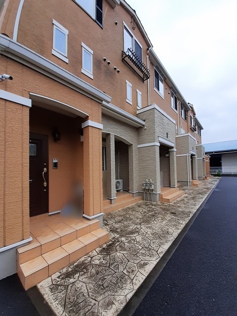 14/20 エントランス