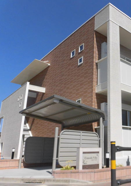 14/22 エントランス