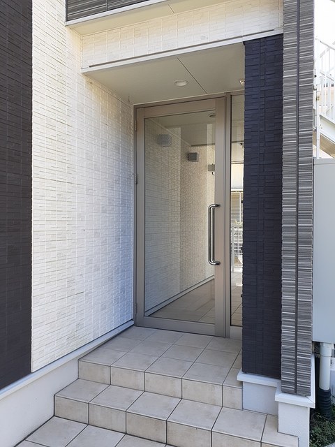 14/21 エントランス