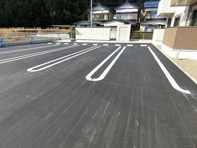 14/20 駐車場