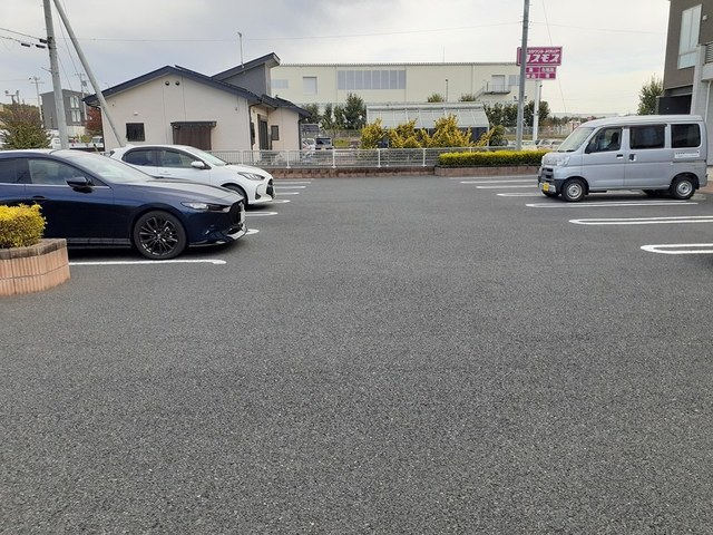2/10 駐車場