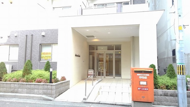 14/20 エントランス