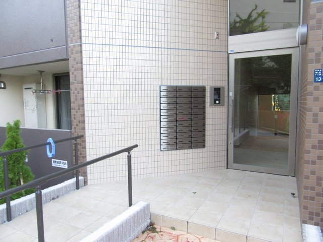 14/20 エントランス