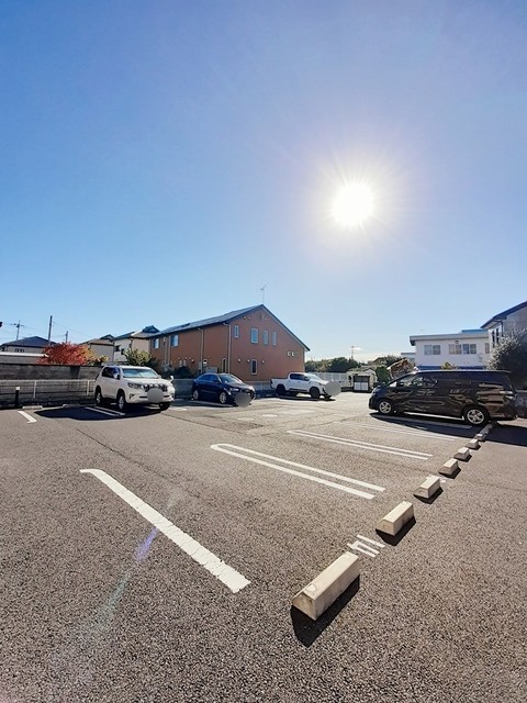 14/23 駐車場