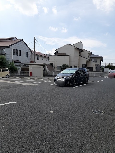 14/23 駐車場