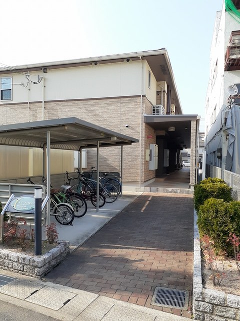 13/20 エントランス