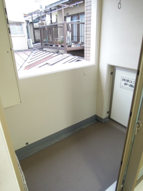 13/20 バルコニー